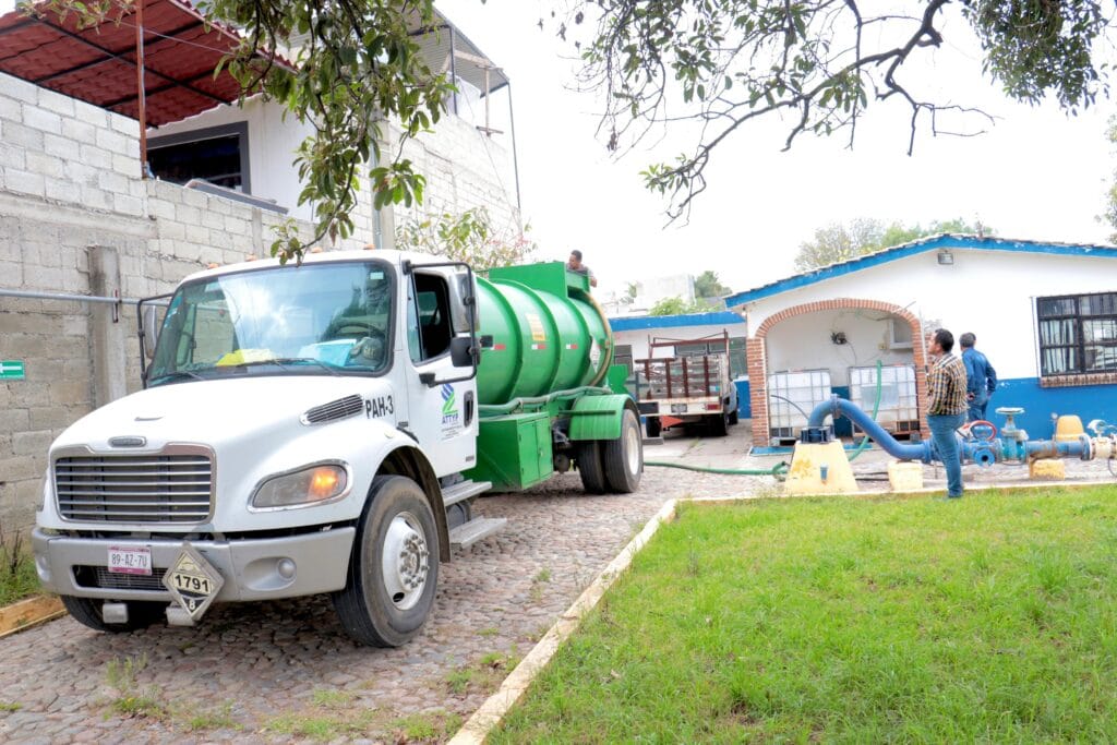 SOSAPACH redistribuye hipoclorito de sodio en pozos para garantizar la calidad del agua