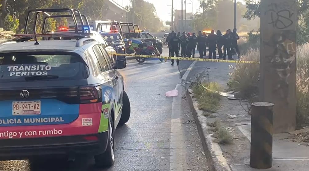 Muere menor de 13 años en accidente en el puente de la Central de Abasto