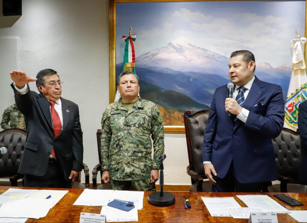 Rinde protesta Humberto Eloy Aguilar Viveros como secretario del CECSNSP