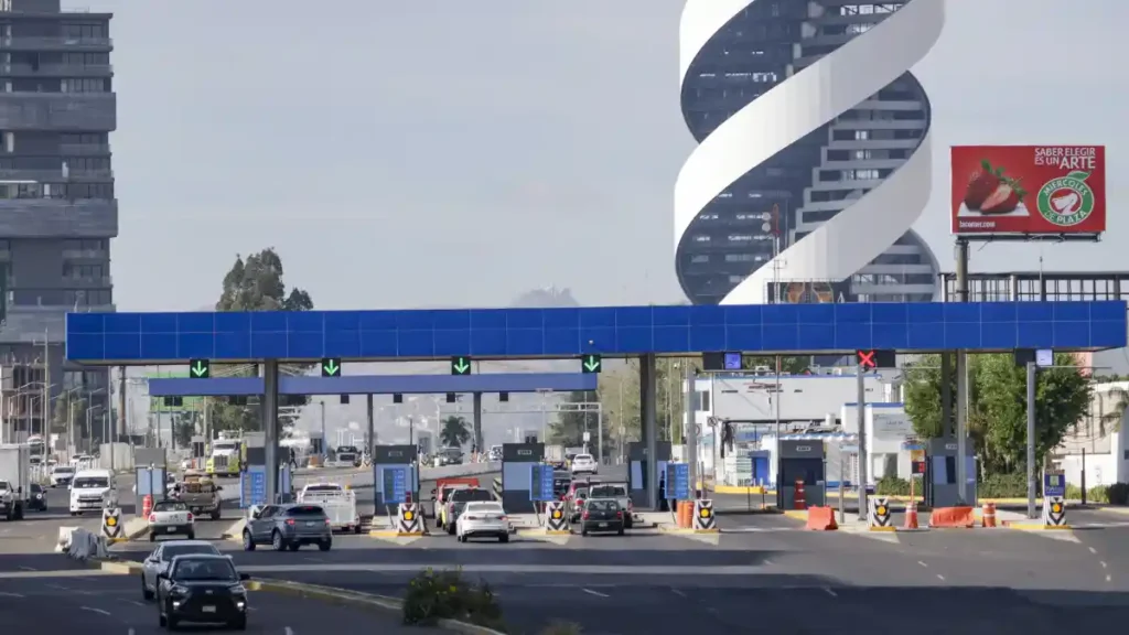 Aumento en tarifas de casetas en Puebla sorprende a conductores