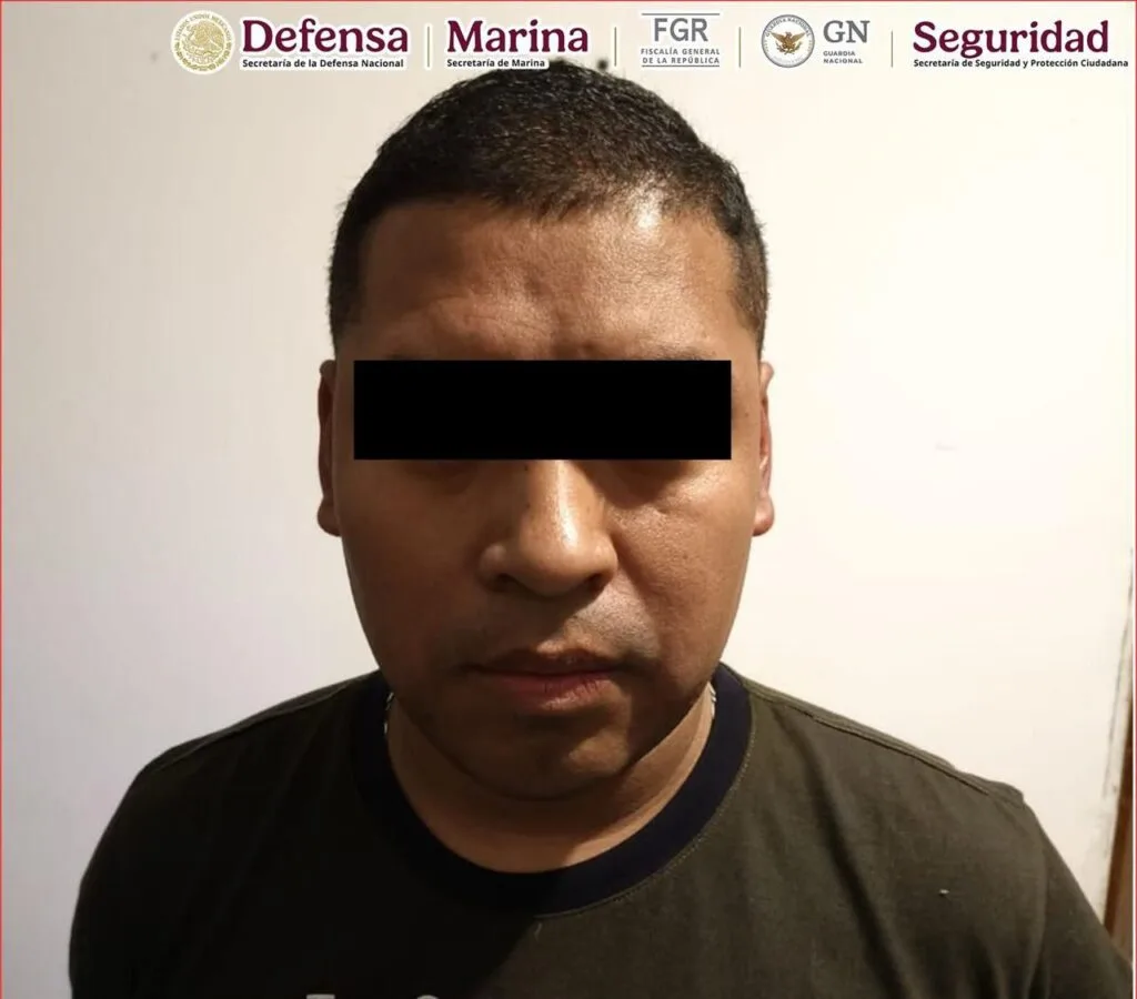 Resultado de trabajos de investigación, en la Ciudad de México fue detenido un hombre relacionado con el Caso Ayotzinapa