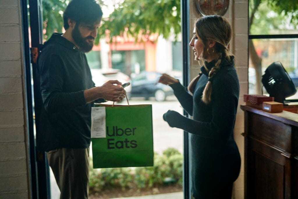 Uber Eats y R2 lanzan programa de financiamiento para restaurantes en Puebla