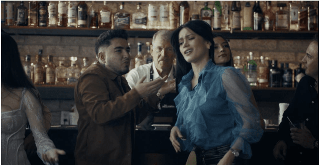 La Arrolladora Banda El Limón presenta su nuevo sencillo “Una Historia Mal Contada”