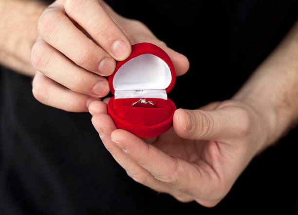 Los detalles de famosos más memorables en San Valentín para inspirarte