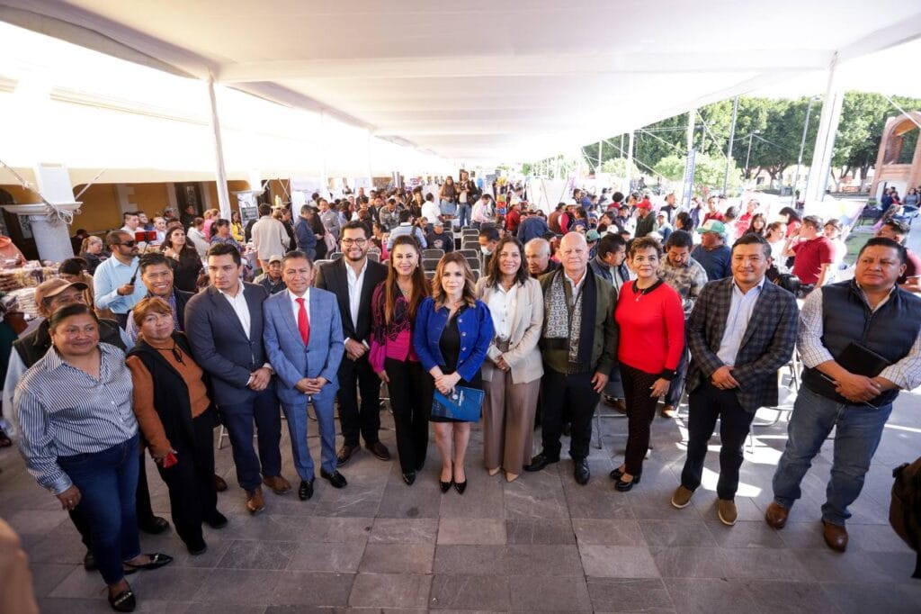 Impulsan Municipio y Estado Empleo con más de 2,000 vacantes