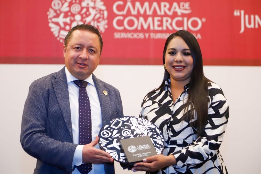 Firma Gobierno de Cholula convenio de colaboración con la Cámara de Comercio