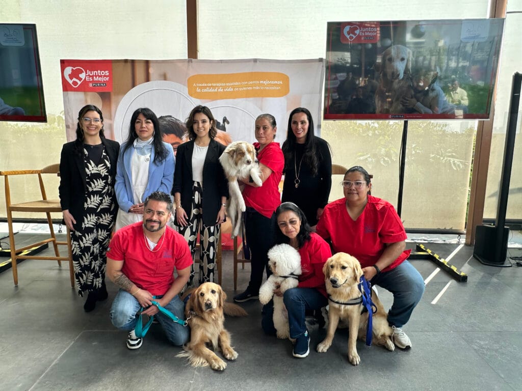 PURINA® y CENATAC A.C. con “Juntos es Mejor” amplían alianzas en hospitales para transformar vidas mediante terapias asistidas con perros