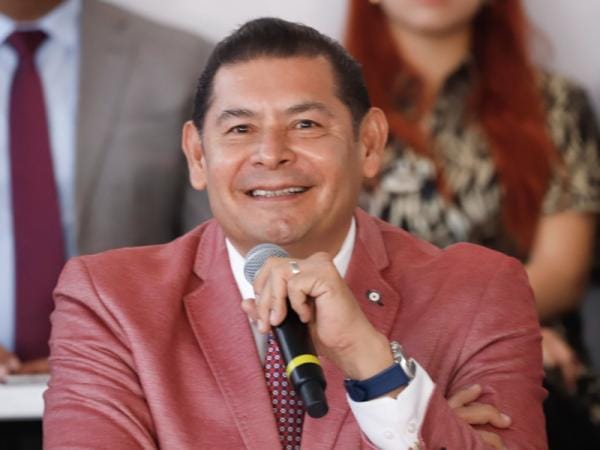 Para mejorar movilidad, gobierno estatal atiende ciclopistas y puentes atirantados