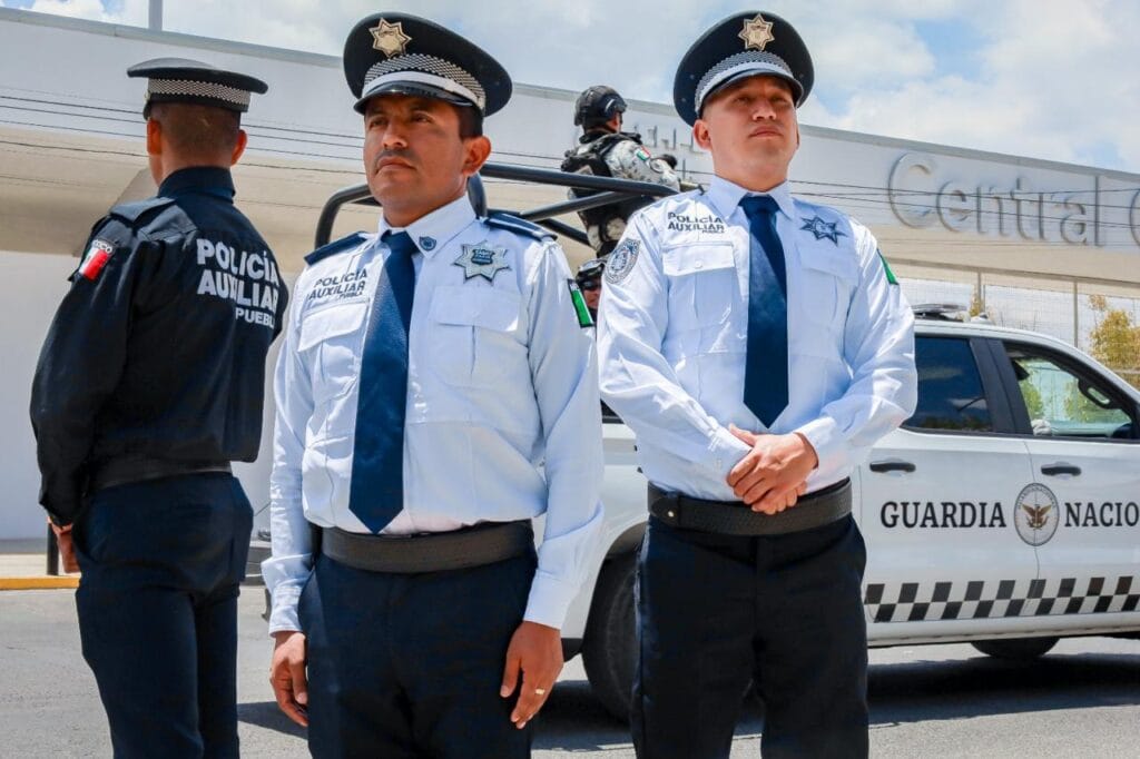 Refuerza Policía Auxiliar vigilancia en Centrales de Autobuses durante operativo “Vacaciones Seguras”