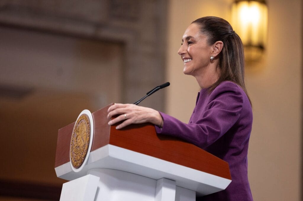Presidenta Claudia Sheinbaum destaca contribución de migrantes mexicanos a la economía de EUA: “Su criminalización es un tema esencialmente racista”