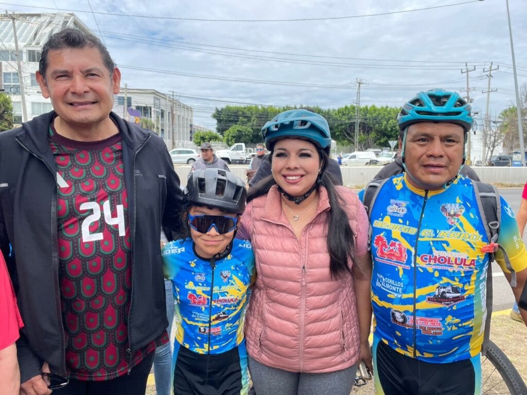 Tonantzin Fernández participa con el gobernador Alejandro Armenta y alcaldes en el 10° aniversario de la Vía Recreativa