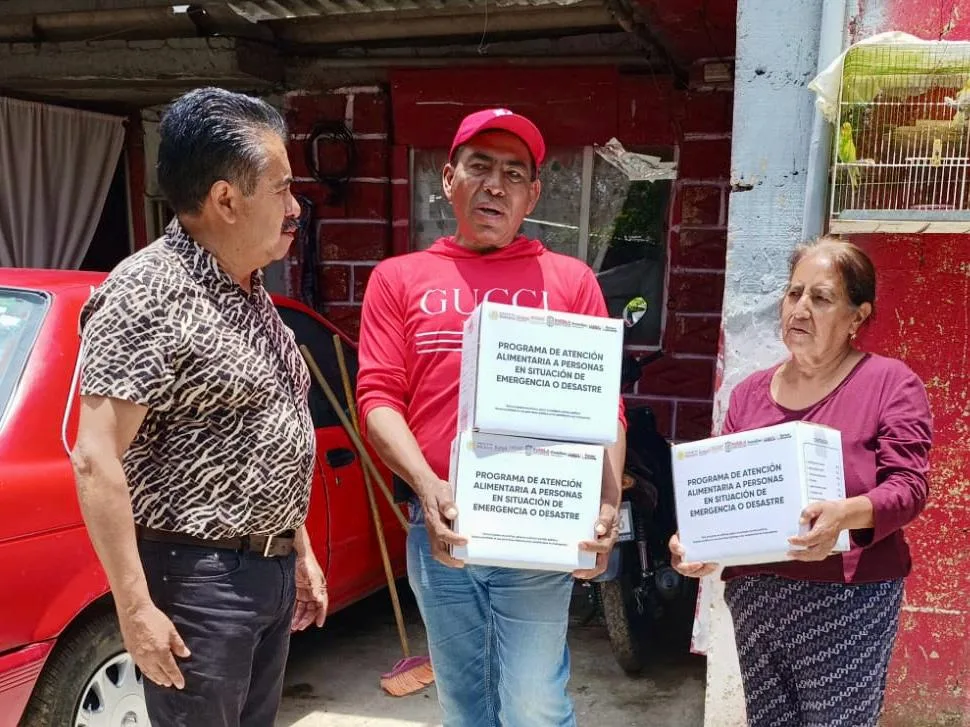 SEDIF envía apoyos a familias afectadas por lluvias a San Rafael Tlanalapan