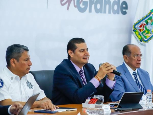 Revista vehicular atiende seguridad en el transporte, tras 12 años de abandono: Armenta