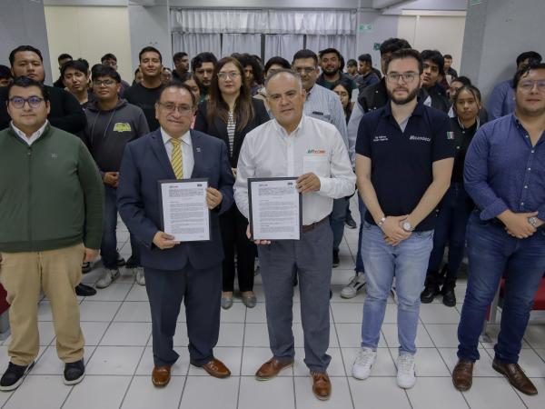 Firma de convenio entre UTTECAM y M&T México